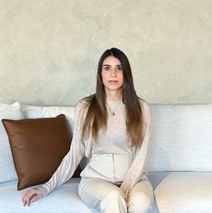 Meet your Posher, Carolina